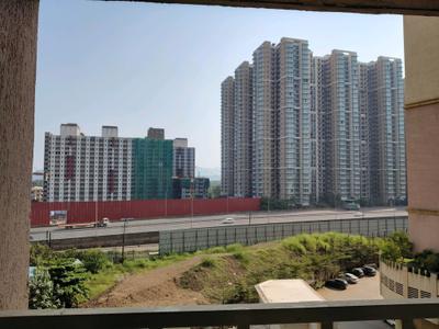 Bedroom One Image of 850 Sq.ft 2 BHK Apartment / Flat for rent in Paradise Sai World City, Panvel Navi Mumbai for Rs. 30000