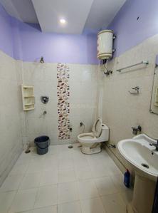 Bathroom Image of Urban Nest PG in Kaushambi, Ghaziabad
