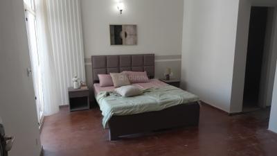 Bedroom Image of 1835 Sq.ft 3.5 BHK Apartment / Flat for sale in Amrapali Silicon City, Sector 76 Noida for Rs. 19500000