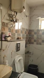 Bathroom Image of 1700 Sq.ft 3.5 BHK Apartment / Flat for sale in Sector 52 Noida for Rs. 23000000