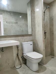 Bedroom Four Image of 2200 Sq.ft 4 BHK Apartment / Flat for rent in Lake Enclave, Hiranandani Estate Thane for Rs. 160000