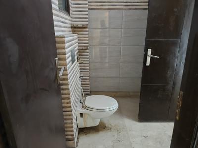 Image of 1800 Sq.ft 3 BHK Apartment / Flat for sale in Paschim Vihar, New Delhi for Rs. 32500000