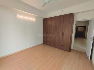 Bedroom Image of 2200 Sq.ft 3 BHK Apartment / Flat for sale in Emaar MGF The Palm Drive, Sector 66 Gurgaon for Rs. 44600000