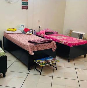 Bedroom Image of Sine Girls pg near sector 57,58,59,62 in Sector 59, Noida