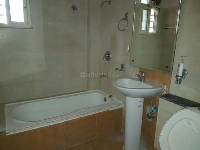 Image of 1936 Sq.ft 3 BHK Apartment / Flat for rent in Eldeco Elegance, Gomti Nagar, Lucknow for Rs. 35000