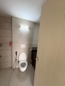 Bathroom Image of 2112 Sq.ft 3 BHK Apartment / Flat for sale in Kadavanthra Kochi for Rs. 19000000