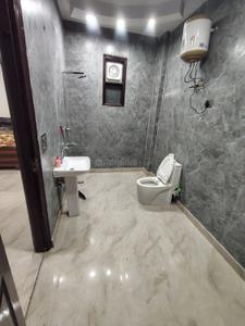 Bathroom Image of 1650 Sq.ft 3 BHK Apartment / Flat for sale in Vasundhara Ghaziabad for Rs. 16250000