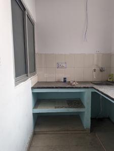 Kitchen Image of 1500 Sq.ft 2 BHK Builder Floor for rent in South City Lucknow for Rs. 15000