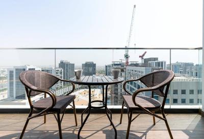 Balcony Image of 505 Sq.ft Studio Apartment / Flat for sale in Business Bay Dubai for Rs. 27560000