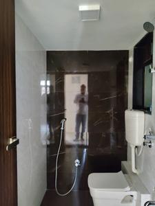 Common Bathroom Image of 950 Sq.ft 2 BHK Apartment / Flat for sale in Runwal Eirene, Thane West Thane for Rs. 13000000