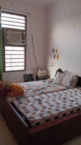 Bedroom Image of Tolet for girls in Sector 37, Chandigarh