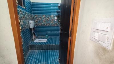 Bathroom Image of 500 Sq.ft 2 BHK Builder Floor for rent in Kedar Puram Dehradun for Rs. 7499