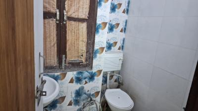 Image of 630 Sq.ft 2 BHK Builder Floor for rent in Burari, New Delhi for Rs. 11000