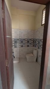 Bathroom Image of 1800 Sq.ft 3 BHK Independent House for rent in Dayal Bagh Agra for Rs. 17000