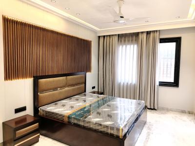 Bedroom Image of 1800 Sq.ft 3.5 BHK Builder Floor for sale in Unitech Residency Greens, Sector 46 Gurgaon for Rs. 31500000