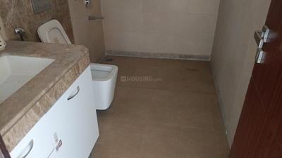 Bathroom Image of 2650 Sq.ft 4 BHK Apartment / Flat for sale in Adani Samsara, Sector 61 Gurgaon for Rs. 63500000