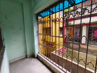 Balcony Image of 875 Sq.ft 2 BHK Apartment / Flat for sale in Dum Dum Kolkata for Rs. 4000000