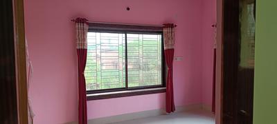 Bedroom Image of 950 Sq.ft 2 BHK Independent House for rent in Gopalpur, Mahestola Kolkata for Rs. 9000