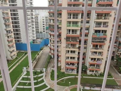 Balcony Image of 1710 Sq.ft 3.5 BHK Apartment / Flat for sale in KLJ Greens, Sector 77 Faridabad for Rs. 12500000