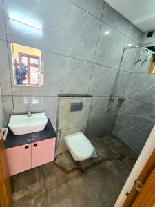 Bathroom Image of 2320 Sq.ft 4 BHK Independent House for sale in Edathala Aluva for Rs. 9800000