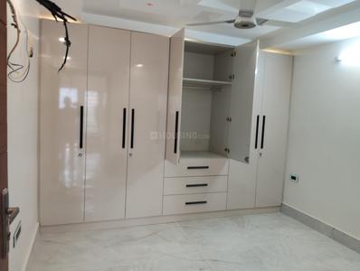 Bedroom Image of 750 Sq.ft 2 BHK Builder Floor for rent in Preet Vihar New Delhi for Rs. 20000