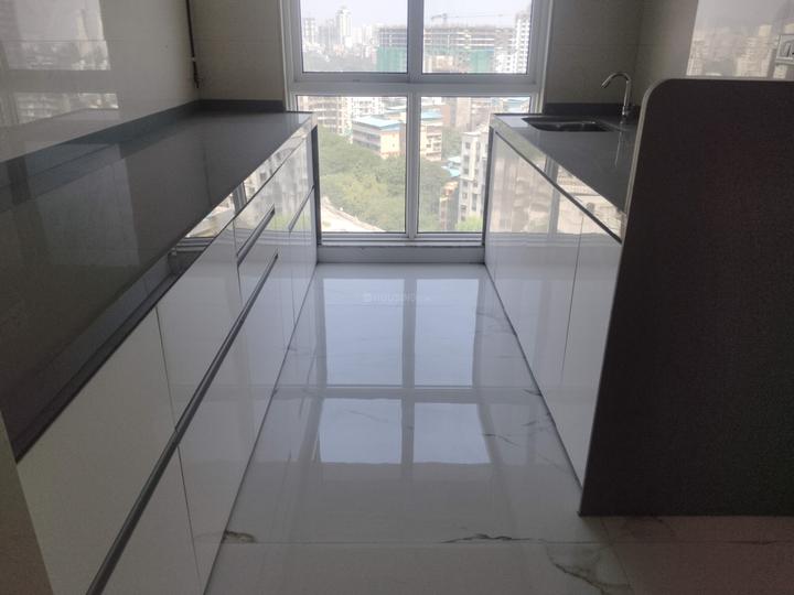 Hanuman Chowk, Mulund East Main Image 1