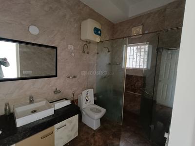 Bathroom Image of 3008 Sq.ft 4 BHK Villa for sale in Paramount Golfforeste Villas, Surajpur Greater Noida for Rs. 33000000