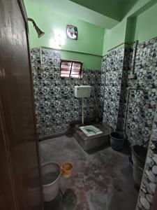 Bathroom Image of 960 Sq.ft 3 BHK Apartment / Flat for sale in Subham Apartment, Dum Dum Cantonment Kolkata for Rs. 3100000
