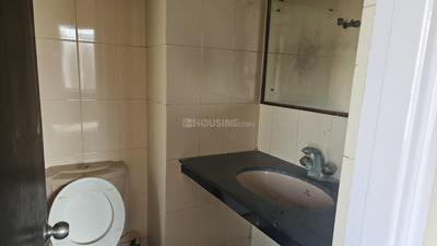Bathroom Image of 1822 Sq.ft 3 BHK Apartment / Flat for sale in Utsa Luxury Complex, New Town Kolkata for Rs. 18500000