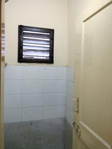 Common Bathroom Two Image of 550 Sq.ft 1 BHK Apartment / Flat for sale in Sector 23B Dwarka New Delhi for Rs. 5750000