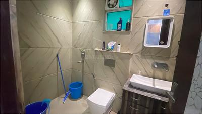 Bathroom Image of 1700 Sq.ft 3.5 BHK Independent House for sale in Vipul World, Sector 48 Gurgaon for Rs. 90000000