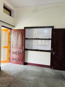 Bedroom Image of 1600 Sq.ft 3 BHK Builder Floor for rent in Rajendra Nagar Gorakhpur for Rs. 11000