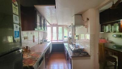 Kitchen Image of 1200 Sq.ft 2 BHK Independent House for rent in Vyttila Kochi for Rs. 32000