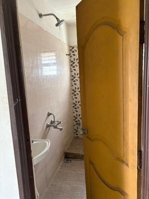 Bathroom Image of 850 Sq.ft 2 BHK Apartment / Flat for rent in Anand Vishwa Bamboovan, Dighori Nagpur for Rs. 15000