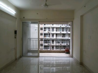 Living Room Image of 1200 Sq.ft 2.5 BHK Apartment / Flat for rent in Raheja Acropolis, Chembur Mumbai for Rs. 90000