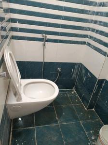 Raj encl Attached Bathroom with Bedroom 3