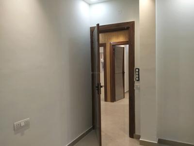 Bedroom Image of 600 Sq.ft 3 BHK Builder Floor for sale in Shastri Nagar New Delhi for Rs. 8000000