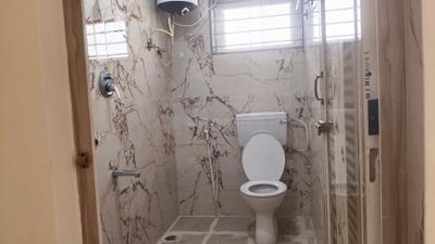 Bathroom Image of 1200 Sq.ft 1 BHK Builder Floor for rent in HSR Layout Bengaluru for Rs. 25000