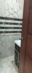 Bathroom Image of 2000 Sq.ft 4 BHK Builder Floor for sale in Vasundhara Ghaziabad for Rs. 14000000