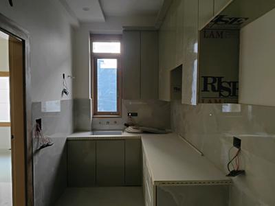 Kitchen Image of 900 Sq.ft 3 BHK Builder Floor for sale in DLF Ankur Vihar Ghaziabad for Rs. 3475232