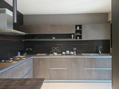 Kitchen Image of 2400 Sq.ft 4 BHK Apartment / Flat for sale in Khar West Mumbai for Rs. 130000000