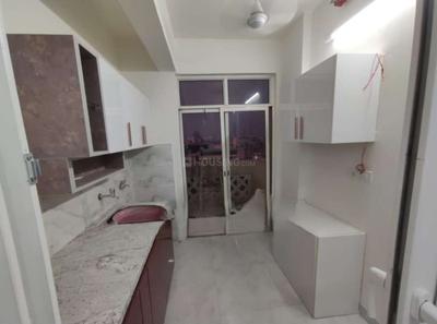 DLF Commanders Court Kitchen 3