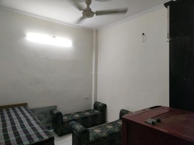 Bedroom Image of 500 Sq.ft 1 BHK Builder Floor for rent in Dwarka Mor New Delhi for Rs. 12500
