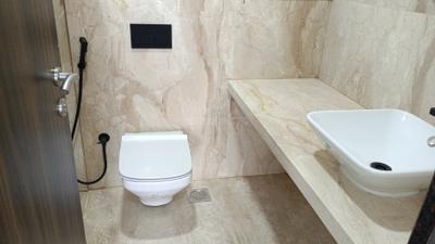 Image of 950 Sq.ft 2 BHK Apartment / Flat for rent in Sheth 72 West, Andheri West, Mumbai for Rs. 125000