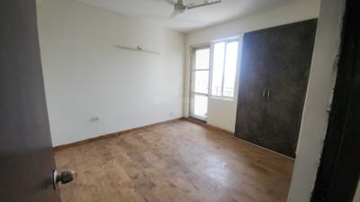 Bedroom Image of 1380 Sq.ft 3 BHK Apartment / Flat for rent in Jaypee Kosmos, Sector 134 Noida for Rs. 26500