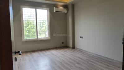 Bedroom Image of 2250 Sq.ft 3 BHK Builder Floor for sale in Kailash Colony New Delhi for Rs. 60000000