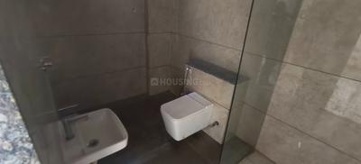 Bathroom Image of 2475 Sq.ft 3 BHK Apartment / Flat for sale in Highrise Landmark Al Hamd Residency, Sarkhej Ahmedabad for Rs. 13000000