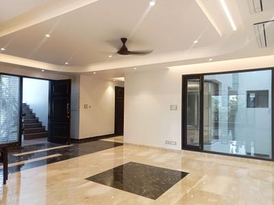 Living Room Image of 5500 Sq.ft 4.5 BHK Builder Floor for rent in Greater Kailash II New Delhi for Rs. 450000