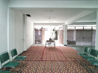Car Garage Image of 630 Sq.ft 2 BHK Apartment / Flat for sale in Palam New Delhi for Rs. 5000000