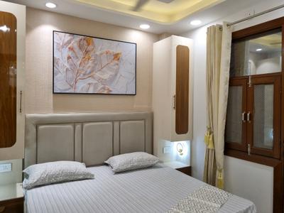 Bedroom Image of 600 Sq.ft 2 BHK Apartment / Flat for sale in Hans Builders Floor, Dwarka Mor New Delhi for Rs. 3800000